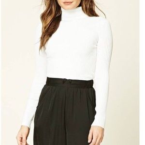 Forever21 Sweater turtleneck top